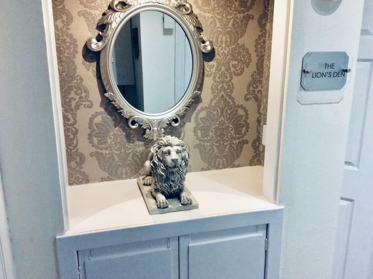 Appartement The Lion'S Den On Royal Street à Gourock Extérieur photo